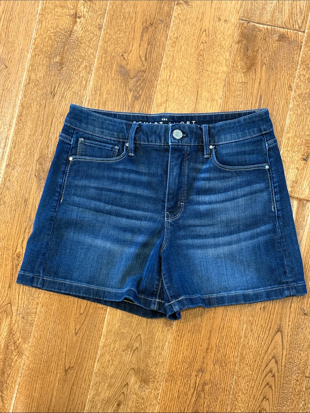White House Black Market The Sculpt Short